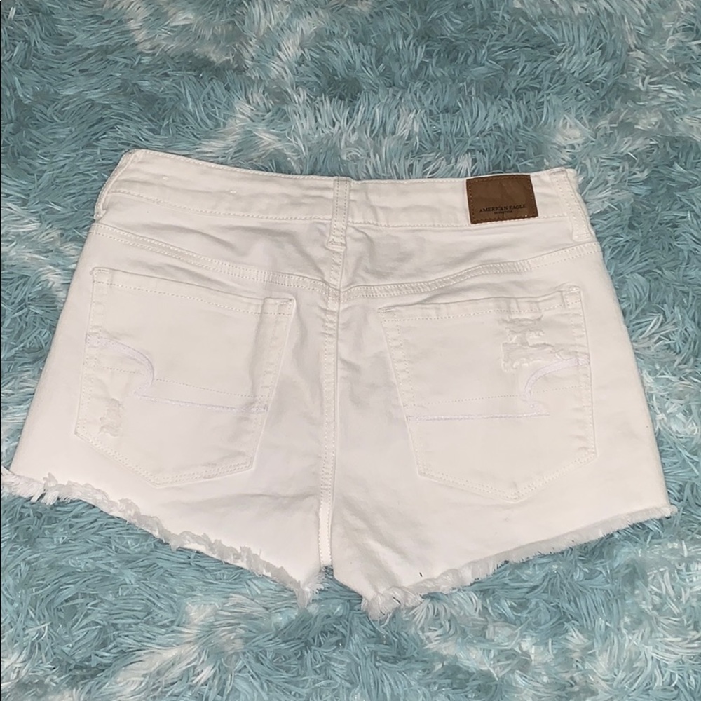 American Eagle white shorts - Picture 2 of 5